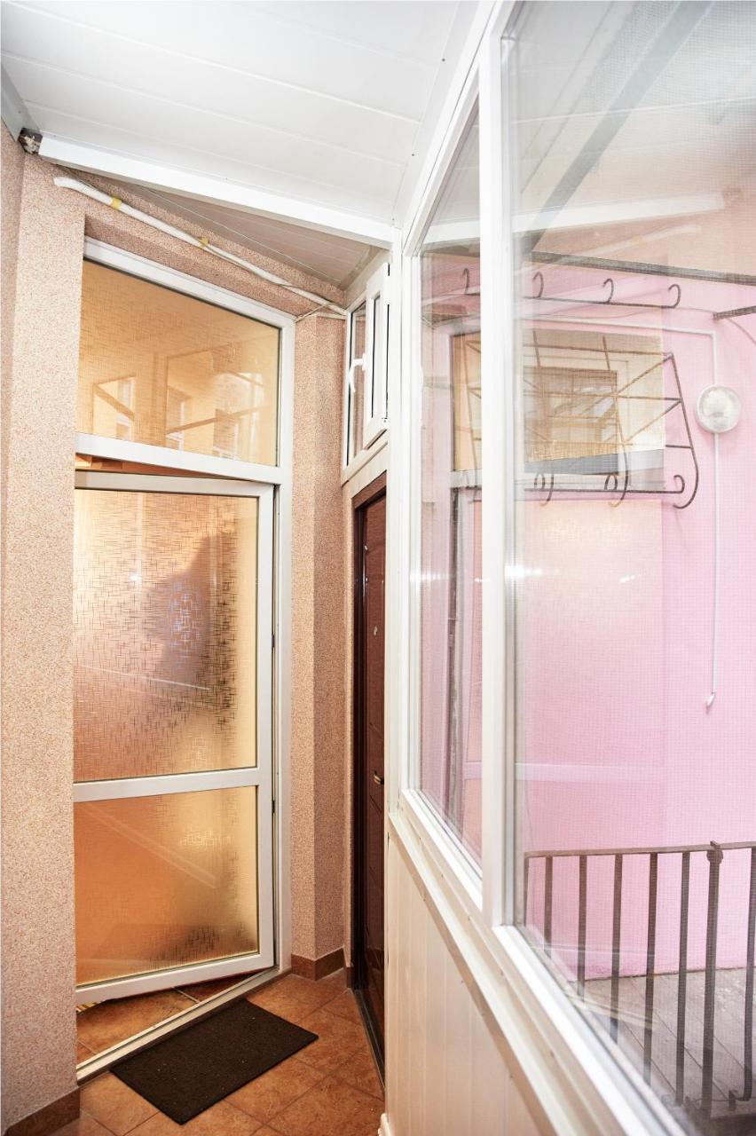 Designer Apartment In The Center 利沃夫 外观 照片